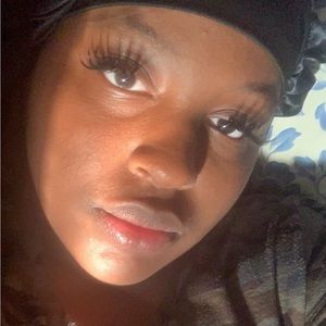 Meet your Posher, Tanisha